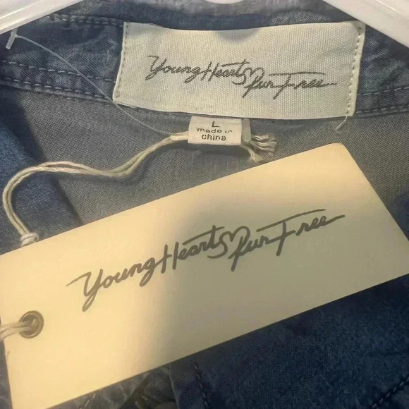 Young hearts run free blue denim shirt dress button front split side nwt large - Picture 6 of 10